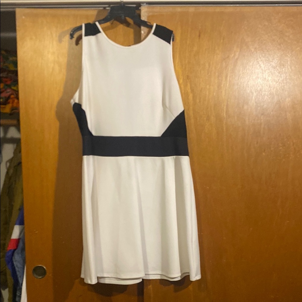 Boutine LA White Halter Sheath Mini Dress